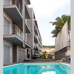 Bay - Piscina *